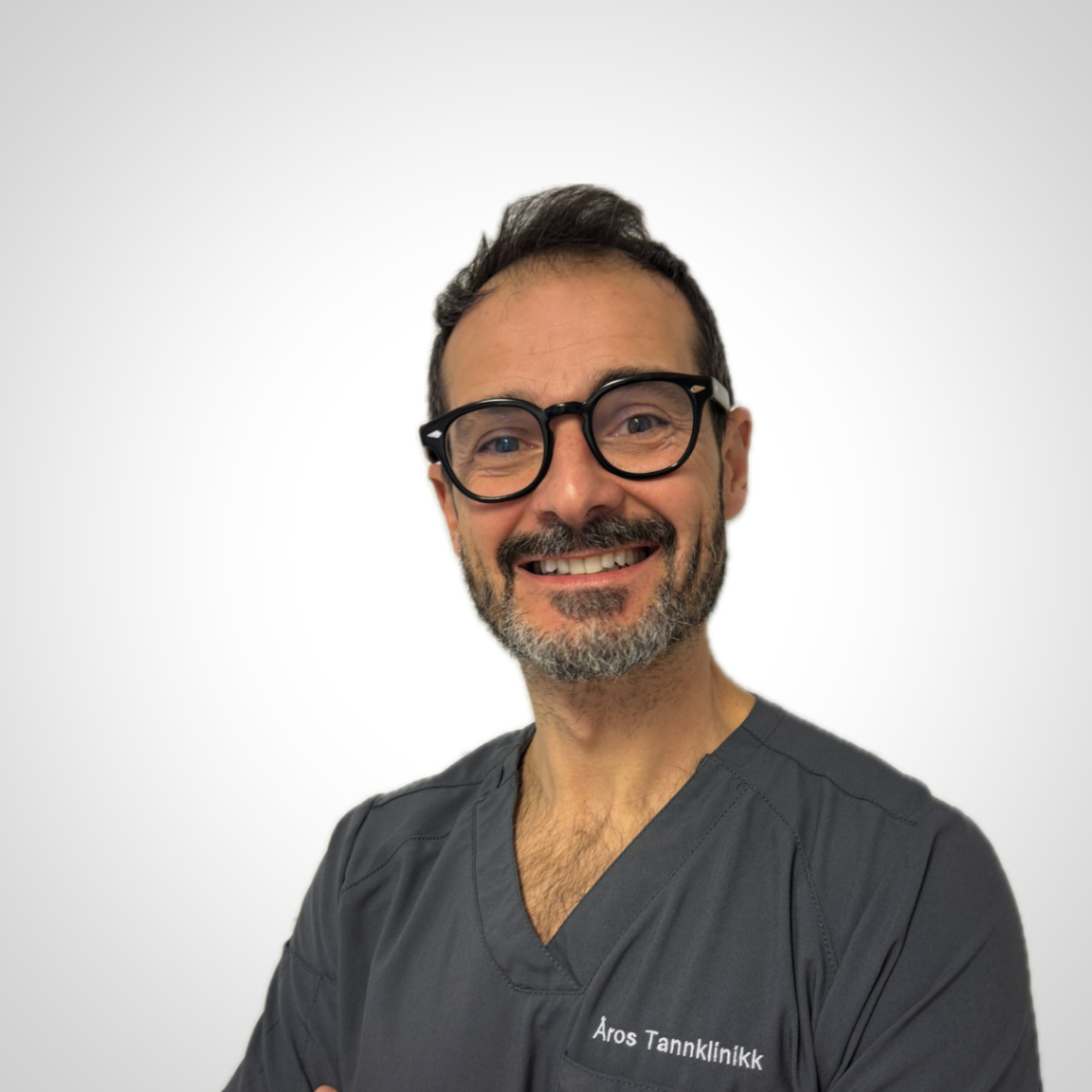 Leo Bebanic_Åros Tannklinikk_Tannlege