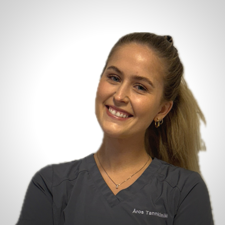 Rikke Svederup_Åros Tannklinikk_Tannlege